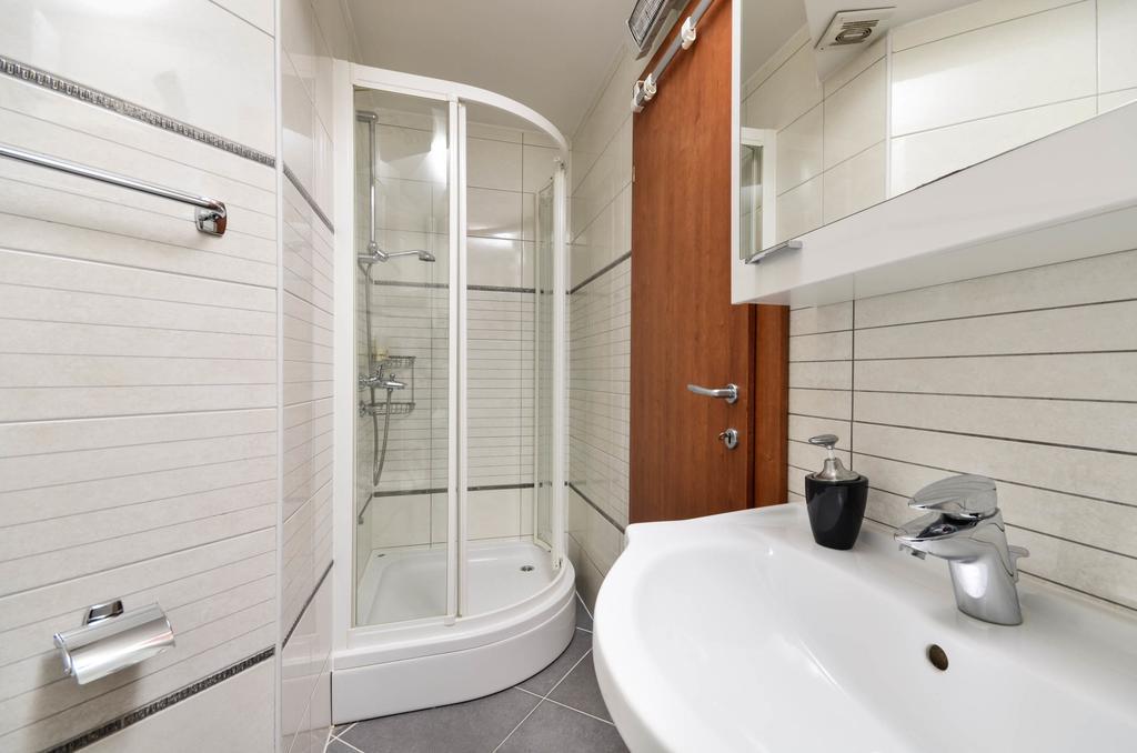 Dolce Vita Suite Макарска Экстерьер фото